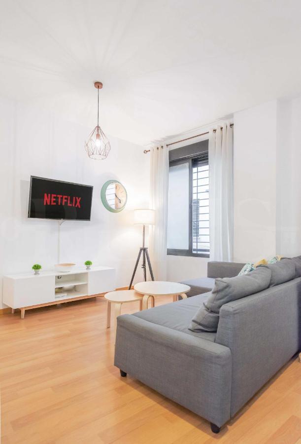 Relaxing Apartment With Community Pool & Parking- Center Málaga Esterno foto