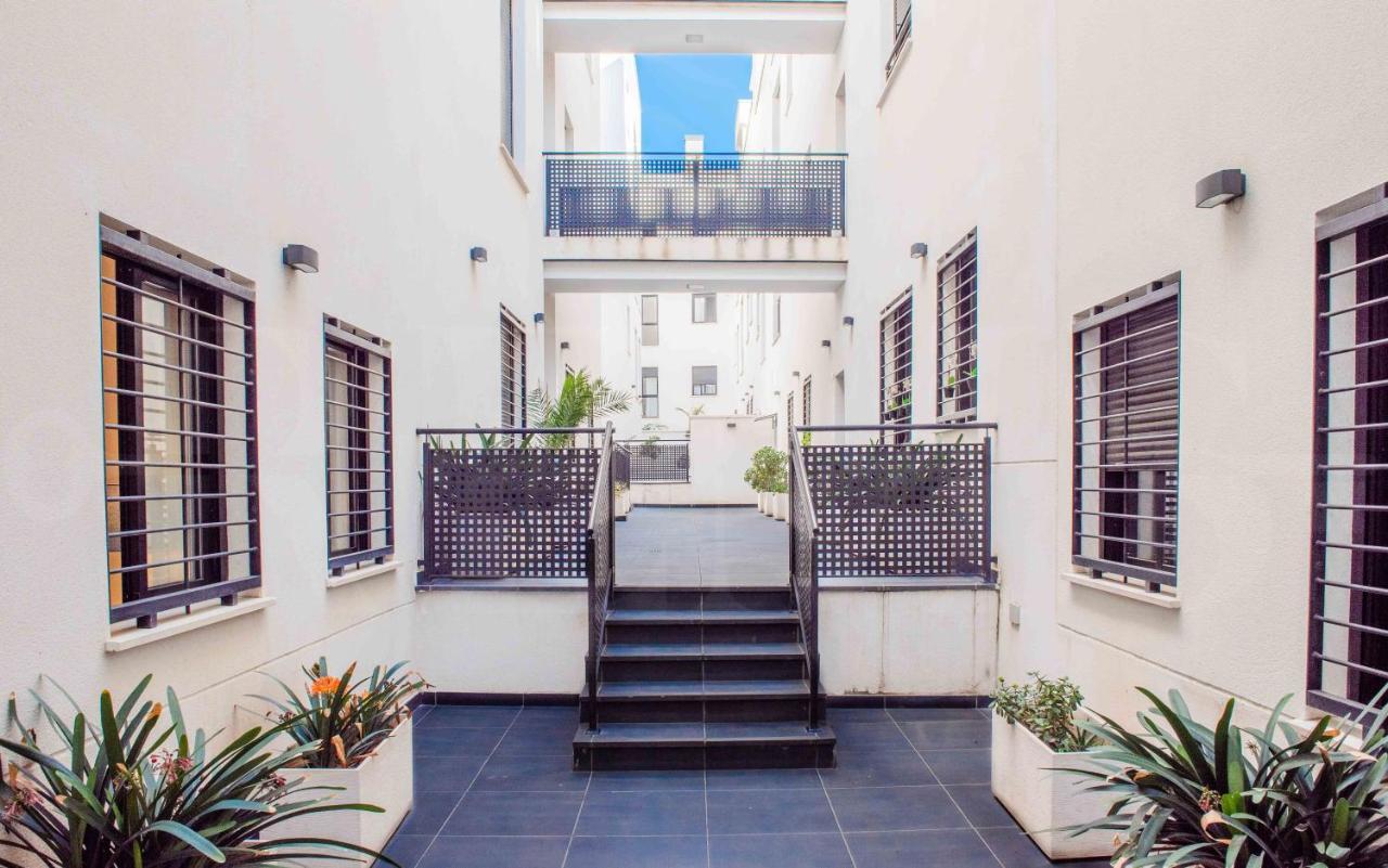 Relaxing Apartment With Community Pool & Parking- Center Málaga Esterno foto