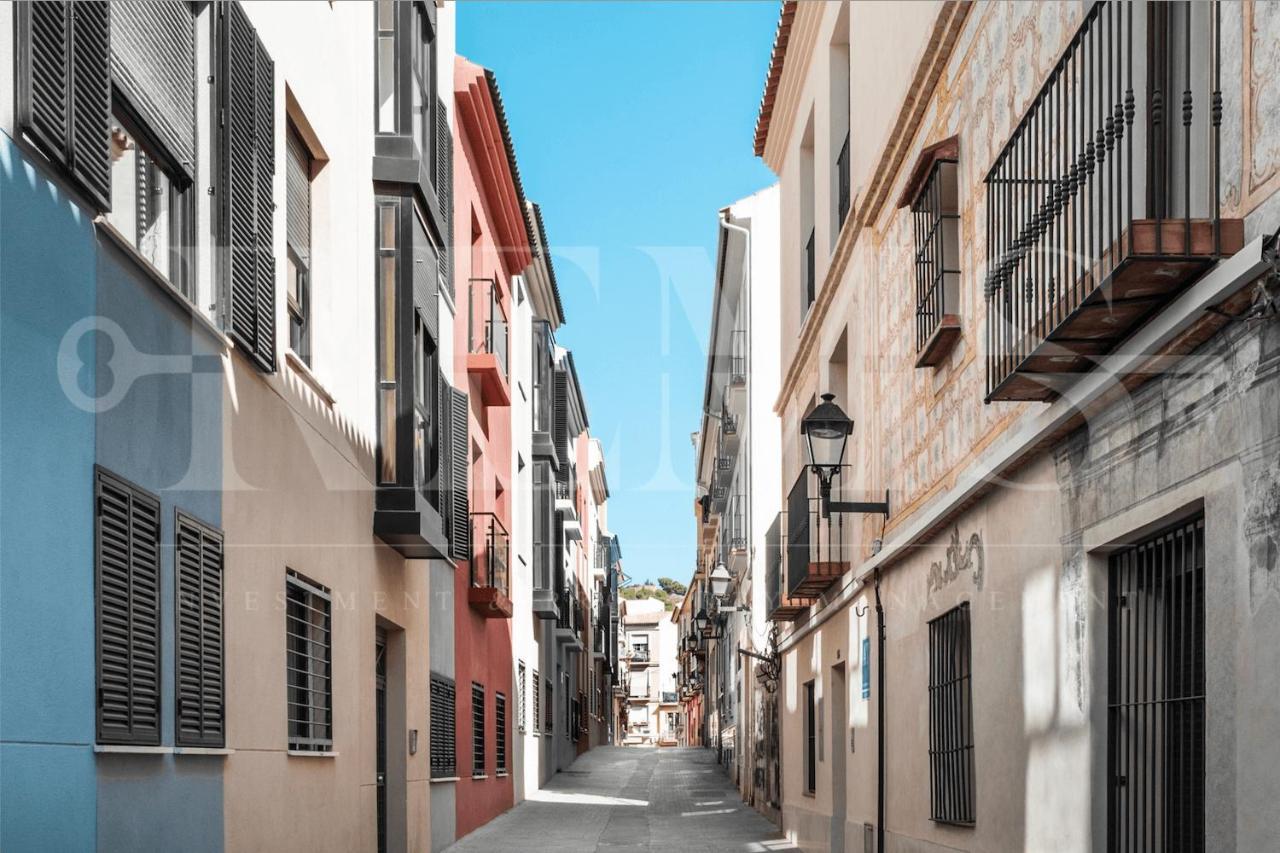 Relaxing Apartment With Community Pool & Parking- Center Málaga Esterno foto