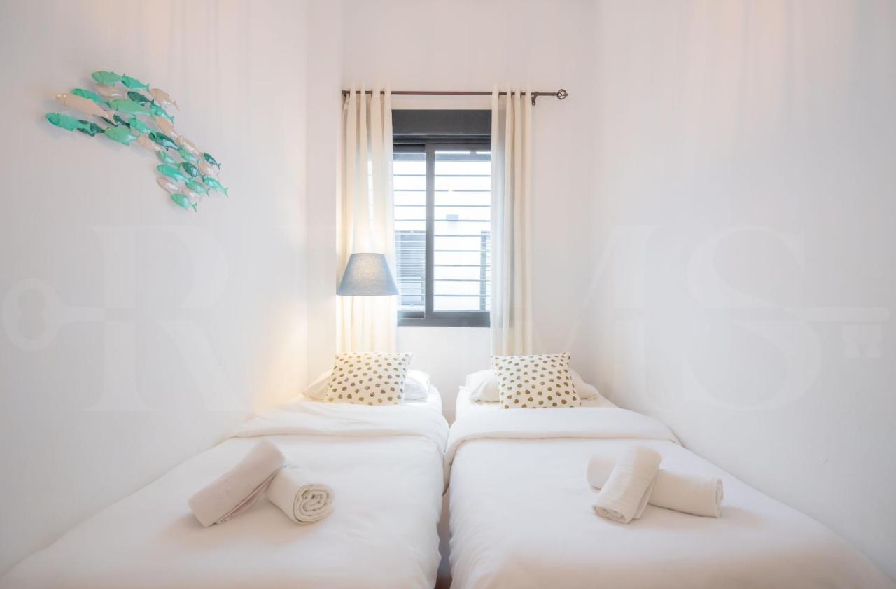 Relaxing Apartment With Community Pool & Parking- Center Málaga Esterno foto